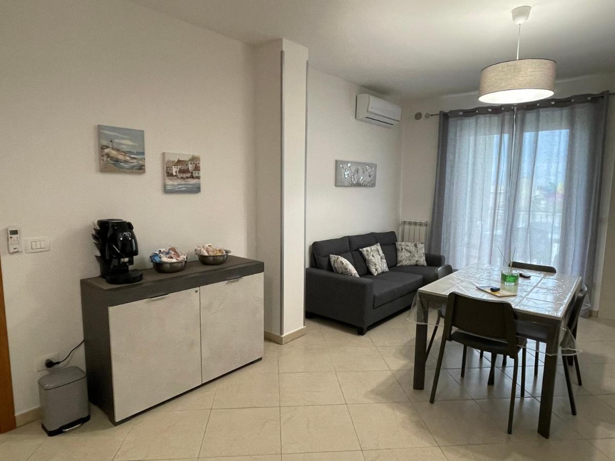 La Dimora Dei Sogni Apartment Mesagne Ngoại thất bức ảnh