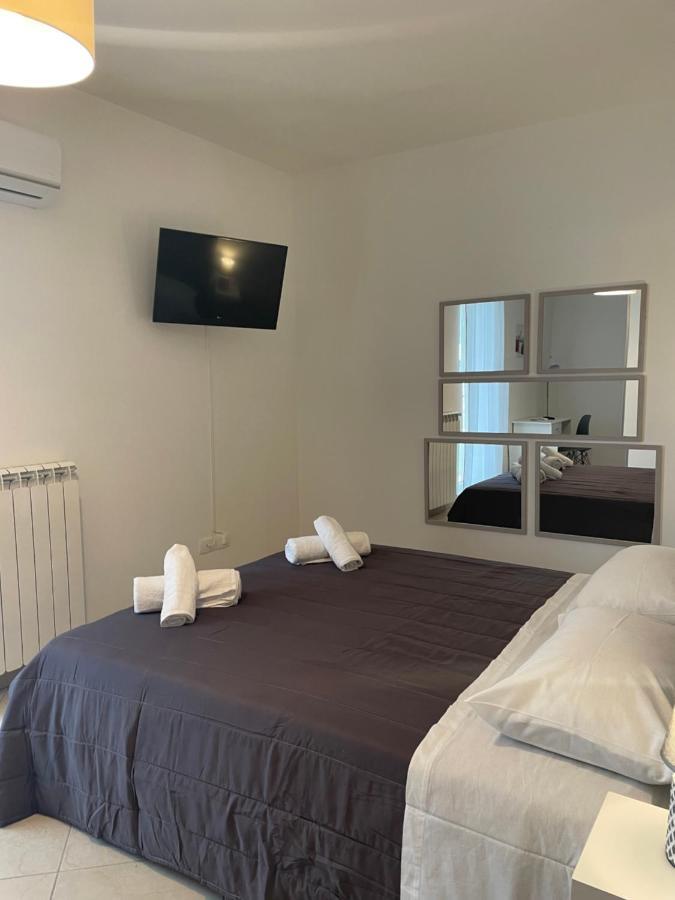La Dimora Dei Sogni Apartment Mesagne Ngoại thất bức ảnh